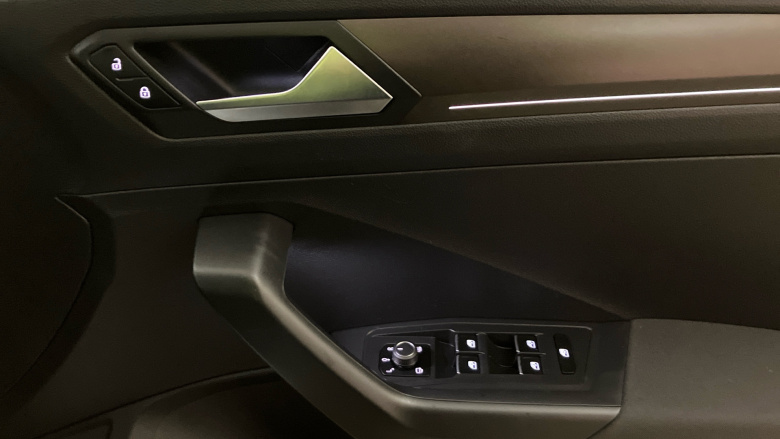 Volkswagen T-Roc 1.5 TSI EVO Design 5dr Petrol Hatchback